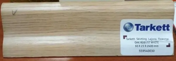 Шпонированный плинтус Tarkett OAK ROBUST WHITE  60X23X2400